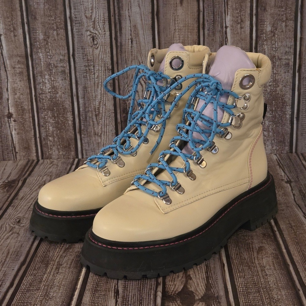 Sz 7โ Womens Larroude Jordan Cream Leather Platform Hiking Boots EUC!